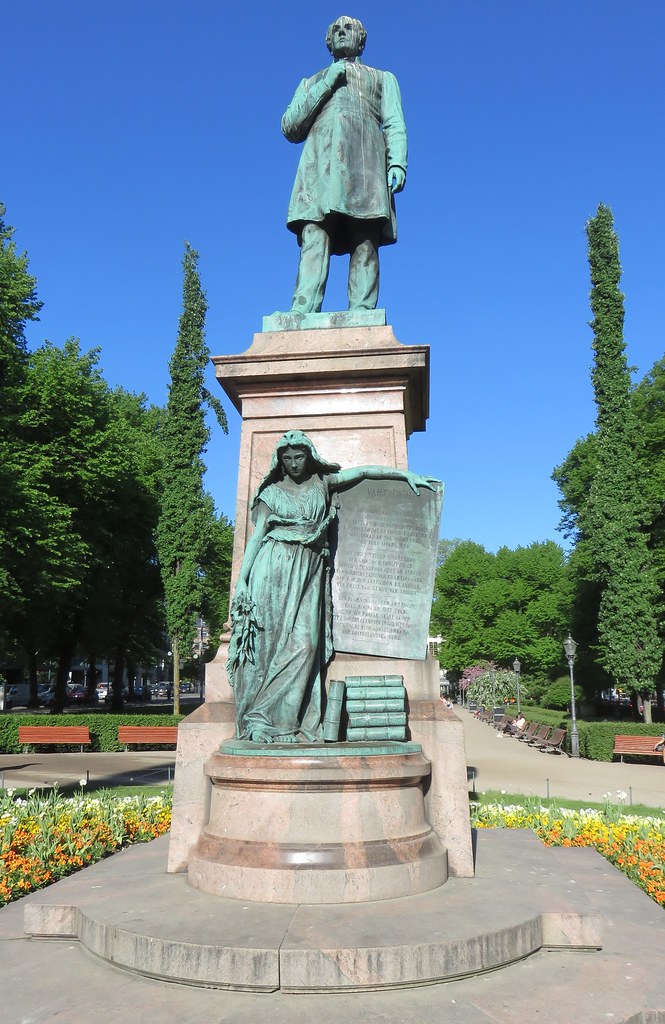 Johan Ludvig Runeberg Statue, Helsinki Johan Ludvig Runeberg Statue, Helsinki